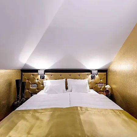 Rq Boutique&unique Hotel Győr