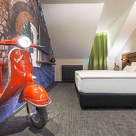 Rq Boutique & Unique Hotel Győr