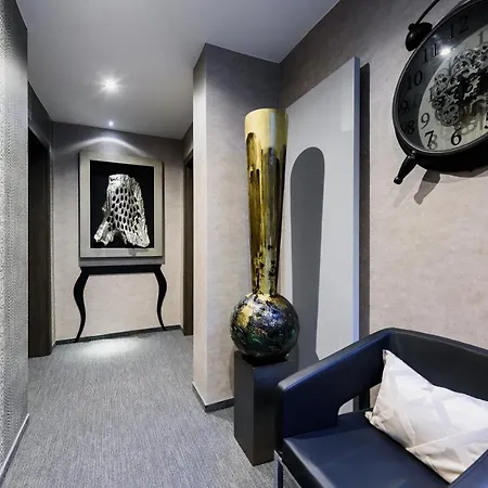 Rq Boutique & Unique 4* Győr