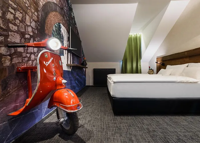 Rq Boutique & Unique 4* Győr